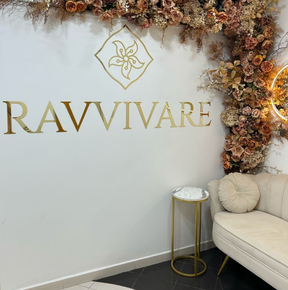 Klinik Ravee Clínica Ravvivare